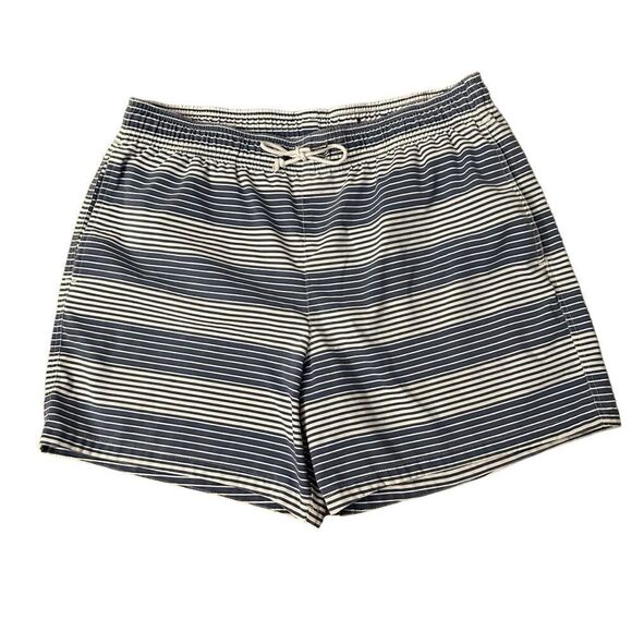 Abercrombie & Fitch ~ Mens Nay striped board shorts ~side and back pockets - Picture 1 of 10